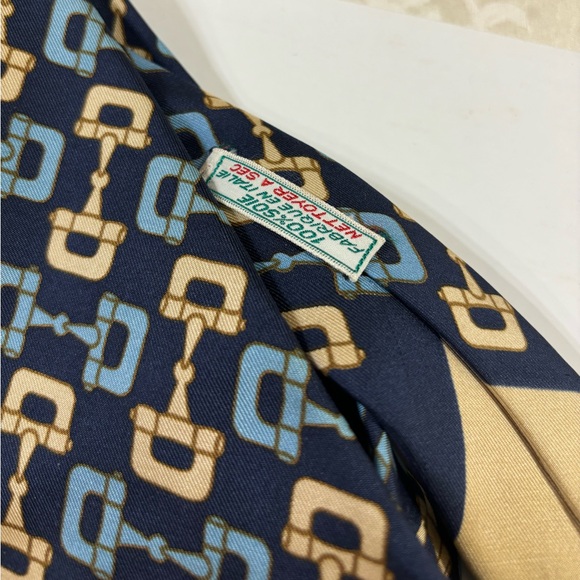 🆕 Gucci Horsebit silk tie 👔 - Picture 2 of 5